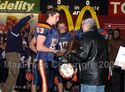 Thumbnail 3 in Mansfield vs. Walpole (MIAA Division 2 East Final) photogallery.