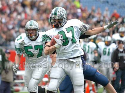 Thumbnail 2 in Mansfield vs. Walpole (MIAA Division 2 East Final) photogallery.