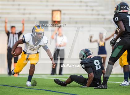 Thumbnail 1 in Nimitz @ Mayde Creek photogallery.