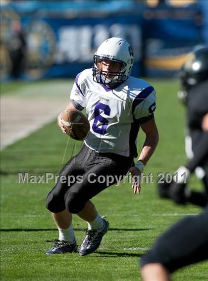 Thumbnail 2 in Santana vs Valley Center (CIF SDS D4 Final) photogallery.