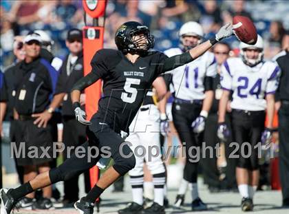 Thumbnail 1 in Santana vs Valley Center (CIF SDS D4 Final) photogallery.