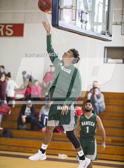 Thumbnail 2 in Holiday Hoops Ripon vs. Manteca photogallery.