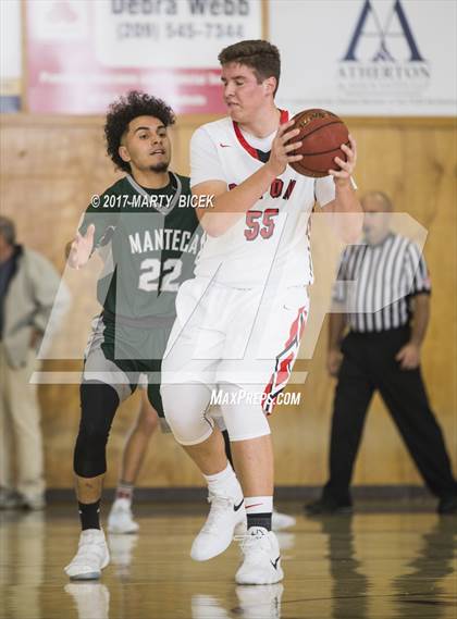 Thumbnail 1 in Holiday Hoops Ripon vs. Manteca photogallery.