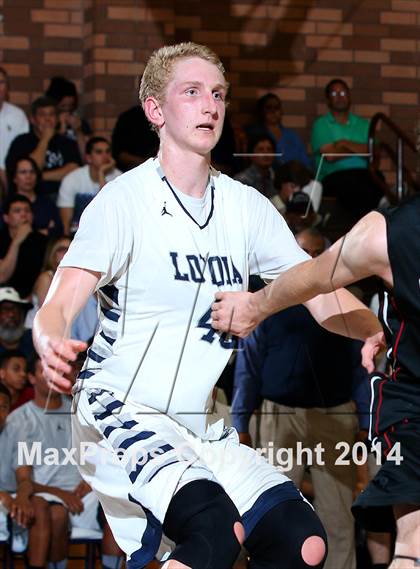 Thumbnail 3 in Loyola vs. Centennial (CIF SoCal Regional D1 Playoff) photogallery.