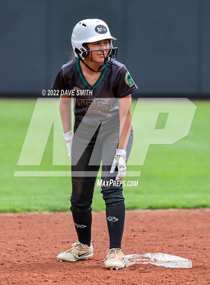 Thumbnail 2 in Keokuk vs Iowa City West (Varsity Classic) photogallery.