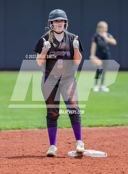 Thumbnail 3 in Keokuk vs Iowa City West (Varsity Classic) photogallery.