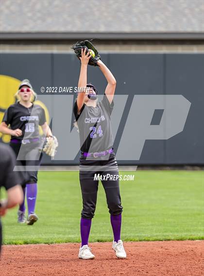 Thumbnail 2 in Keokuk vs Iowa City West (Varsity Classic) photogallery.