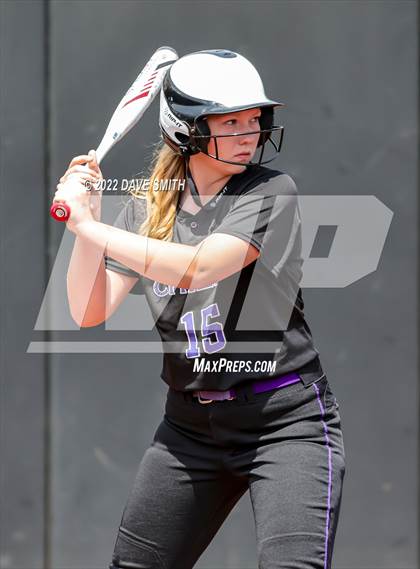 Thumbnail 1 in Keokuk vs Iowa City West (Varsity Classic) photogallery.