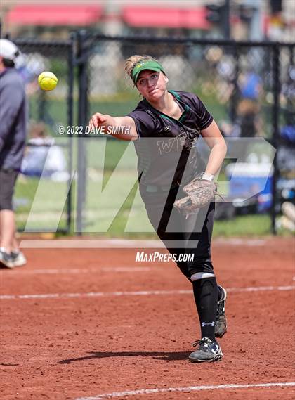 Thumbnail 1 in Keokuk vs Iowa City West (Varsity Classic) photogallery.