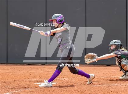 Thumbnail 1 in Keokuk vs Iowa City West (Varsity Classic) photogallery.