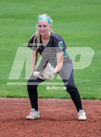 Thumbnail 2 in Keokuk vs Iowa City West (Varsity Classic) photogallery.