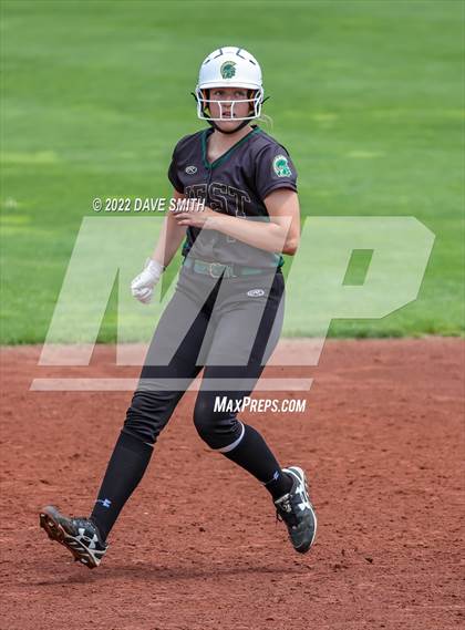 Thumbnail 3 in Keokuk vs Iowa City West (Varsity Classic) photogallery.