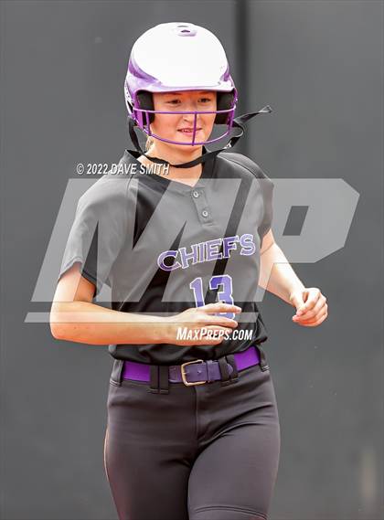 Thumbnail 2 in Keokuk vs Iowa City West (Varsity Classic) photogallery.