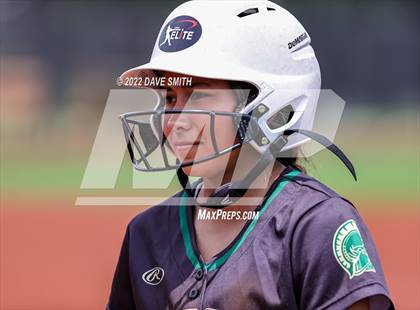 Thumbnail 2 in Keokuk vs Iowa City West (Varsity Classic) photogallery.