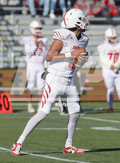 Thumbnail 2 in Milford vs. Beaver (UHSAA 1A Semifinal) photogallery.