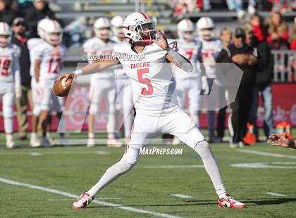 Thumbnail 2 in Milford vs. Beaver (UHSAA 1A Semifinal) photogallery.