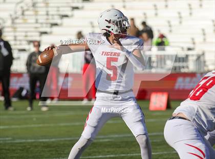 Thumbnail 3 in Milford vs. Beaver (UHSAA 1A Semifinal) photogallery.
