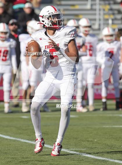 Thumbnail 2 in Milford vs. Beaver (UHSAA 1A Semifinal) photogallery.
