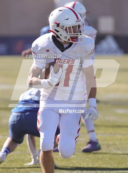 Thumbnail 2 in Milford vs. Beaver (UHSAA 1A Semifinal) photogallery.