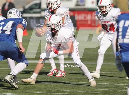 Thumbnail 1 in Milford vs. Beaver (UHSAA 1A Semifinal) photogallery.