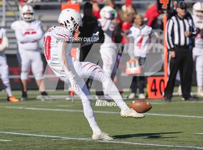 Thumbnail 1 in Milford vs. Beaver (UHSAA 1A Semifinal) photogallery.