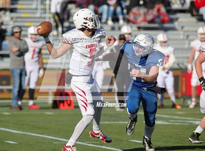 Thumbnail 1 in Milford vs. Beaver (UHSAA 1A Semifinal) photogallery.