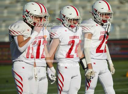 Thumbnail 1 in Milford vs. Beaver (UHSAA 1A Semifinal) photogallery.