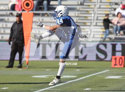Thumbnail 1 in Milford vs. Beaver (UHSAA 1A Semifinal) photogallery.
