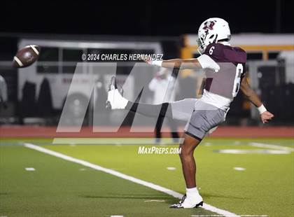 Thumbnail 2 in Grapeland vs Bremond (UIL 2A Football Division II Quarterfinal Playoff) photogallery.