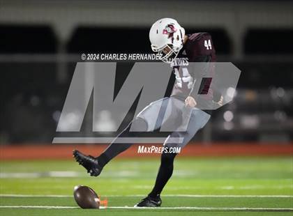 Thumbnail 3 in Grapeland vs Bremond (UIL 2A Football Division II Quarterfinal Playoff) photogallery.