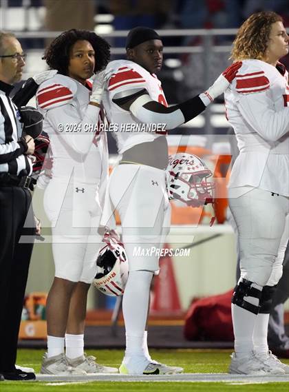 Thumbnail 3 in Grapeland vs Bremond (UIL 2A Football Division II Quarterfinal Playoff) photogallery.
