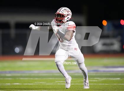 Thumbnail 2 in Grapeland vs Bremond (UIL 2A Football Division II Quarterfinal Playoff) photogallery.