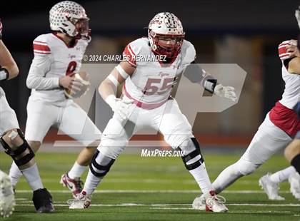 Thumbnail 2 in Grapeland vs Bremond (UIL 2A Football Division II Quarterfinal Playoff) photogallery.