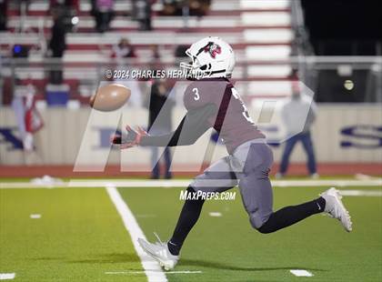 Thumbnail 3 in Grapeland vs Bremond (UIL 2A Football Division II Quarterfinal Playoff) photogallery.