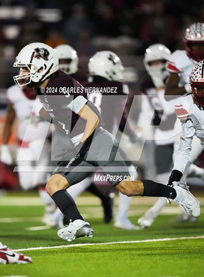 Thumbnail 1 in Grapeland vs Bremond (UIL 2A Football Division II Quarterfinal Playoff) photogallery.