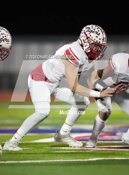 Thumbnail 2 in Grapeland vs Bremond (UIL 2A Football Division II Quarterfinal Playoff) photogallery.