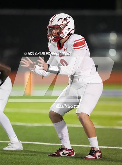 Thumbnail 3 in Grapeland vs Bremond (UIL 2A Football Division II Quarterfinal Playoff) photogallery.
