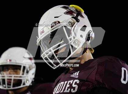 Thumbnail 2 in Grapeland vs Bremond (UIL 2A Football Division II Quarterfinal Playoff) photogallery.
