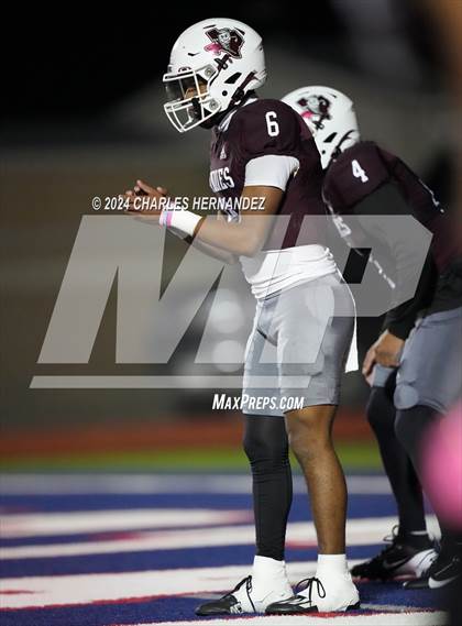 Thumbnail 2 in Grapeland vs Bremond (UIL 2A Football Division II Quarterfinal Playoff) photogallery.