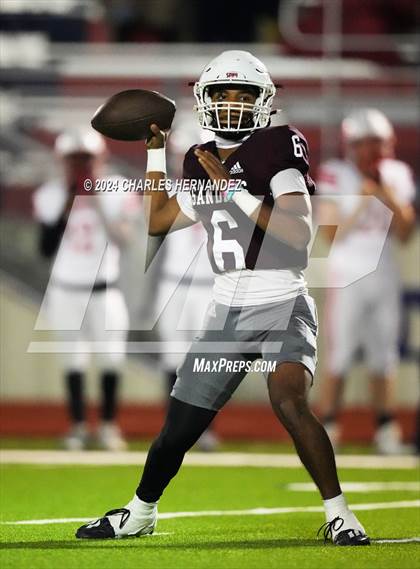 Thumbnail 2 in Grapeland vs Bremond (UIL 2A Football Division II Quarterfinal Playoff) photogallery.