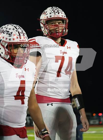 Thumbnail 1 in Grapeland vs Bremond (UIL 2A Football Division II Quarterfinal Playoff) photogallery.