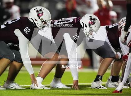 Thumbnail 3 in Grapeland vs Bremond (UIL 2A Football Division II Quarterfinal Playoff) photogallery.