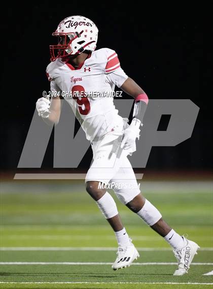 Thumbnail 3 in Grapeland vs Bremond (UIL 2A Football Division II Quarterfinal Playoff) photogallery.