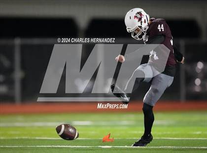 Thumbnail 2 in Grapeland vs Bremond (UIL 2A Football Division II Quarterfinal Playoff) photogallery.