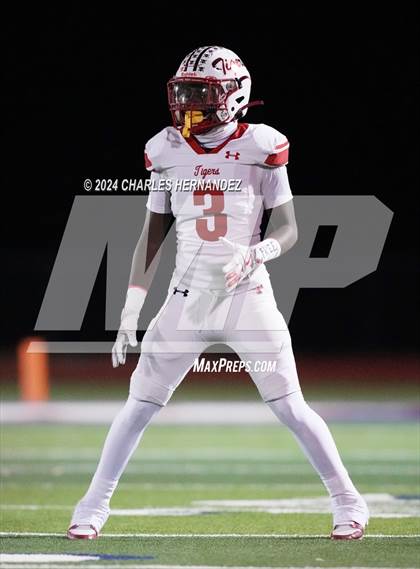 Thumbnail 3 in Grapeland vs Bremond (UIL 2A Football Division II Quarterfinal Playoff) photogallery.