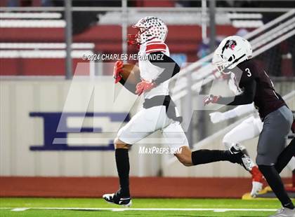Thumbnail 2 in Grapeland vs Bremond (UIL 2A Football Division II Quarterfinal Playoff) photogallery.