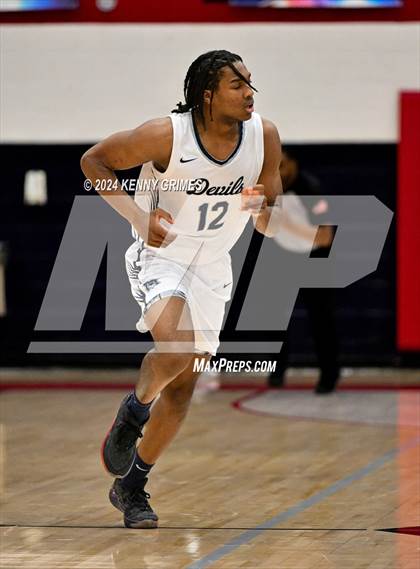 Thumbnail 1 in Norcross vs. Wheeler Georgia Nike Elite Showcase) photogallery.