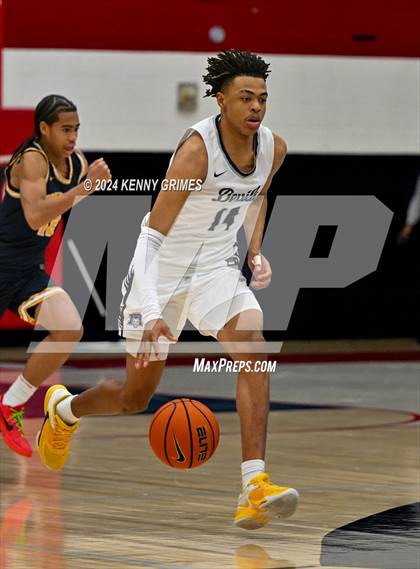 Thumbnail 2 in Norcross vs. Wheeler Georgia Nike Elite Showcase) photogallery.