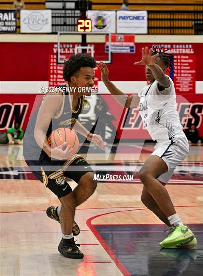 Thumbnail 2 in Norcross vs. Wheeler Georgia Nike Elite Showcase) photogallery.