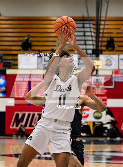 Thumbnail 3 in Norcross vs. Wheeler Georgia Nike Elite Showcase) photogallery.